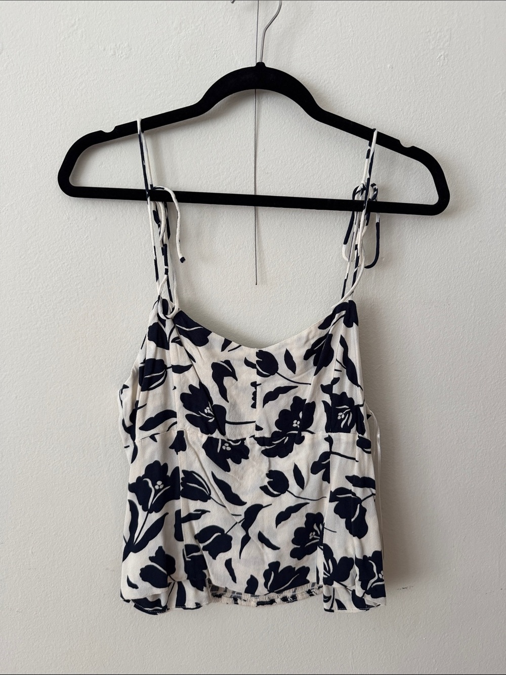 Women’s White & Navy Floral Tie-Strap Cami Top